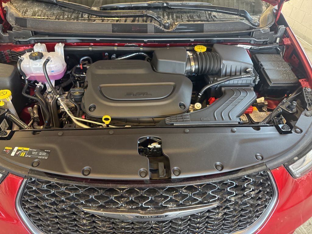 New 2026 Chrysler Pacifica Select FWD image 17