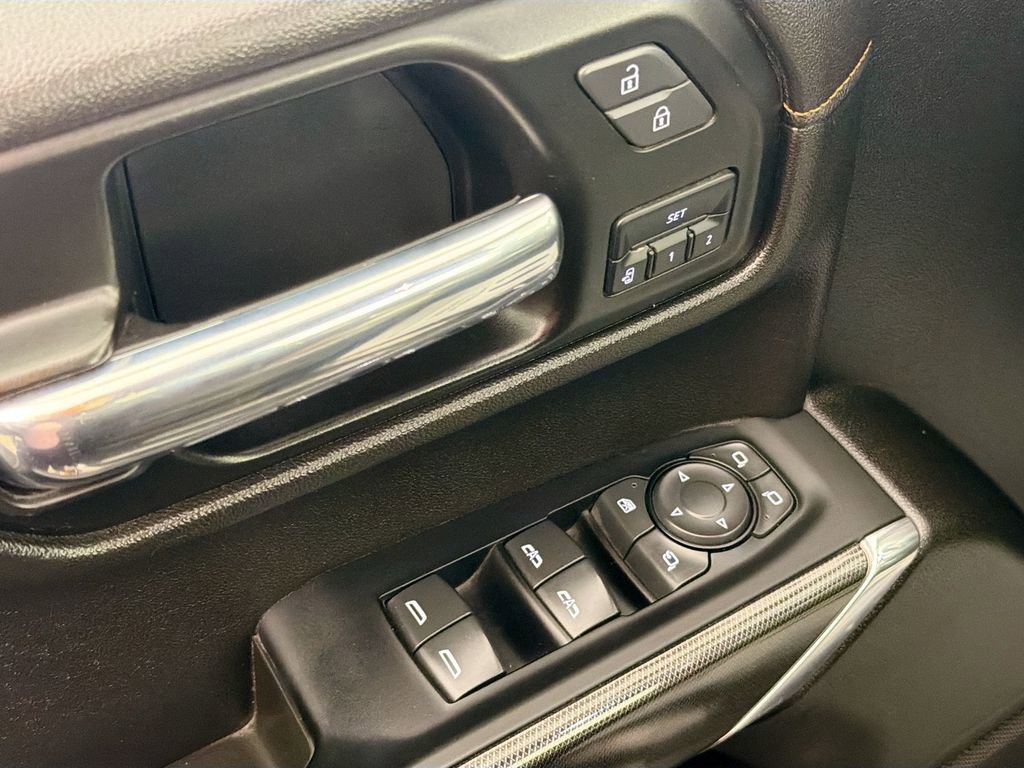 Used 2021 GMC Sierra 1500 AT4 image 17