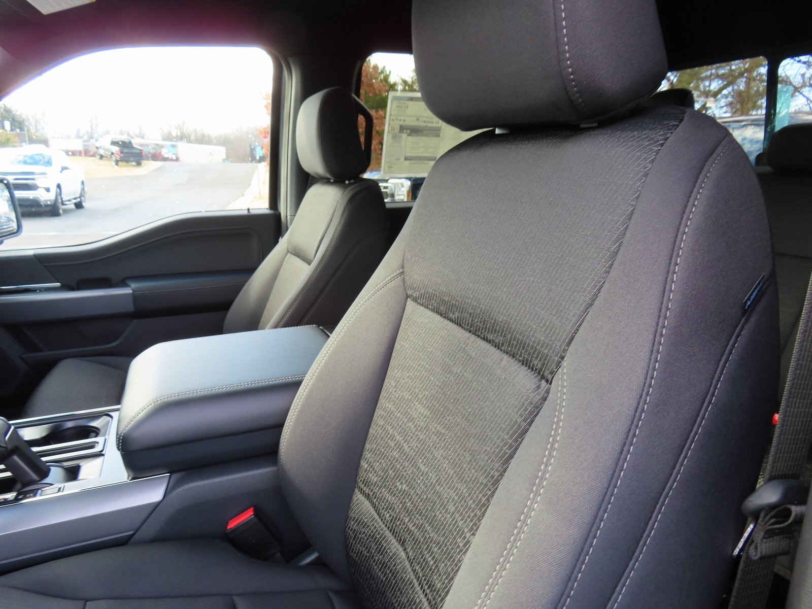 New 2025 Ford F150 XLT w/ Equipment Group 302A MID image 16