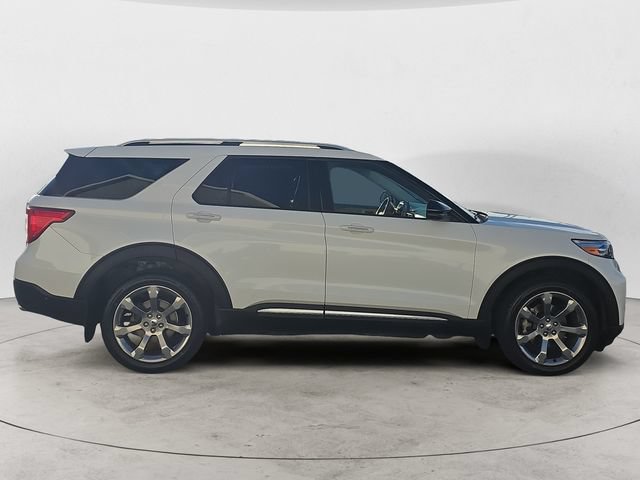 Used 2020 Ford Explorer Platinum w/ Premium Technology Package AWD/4WD image 6
