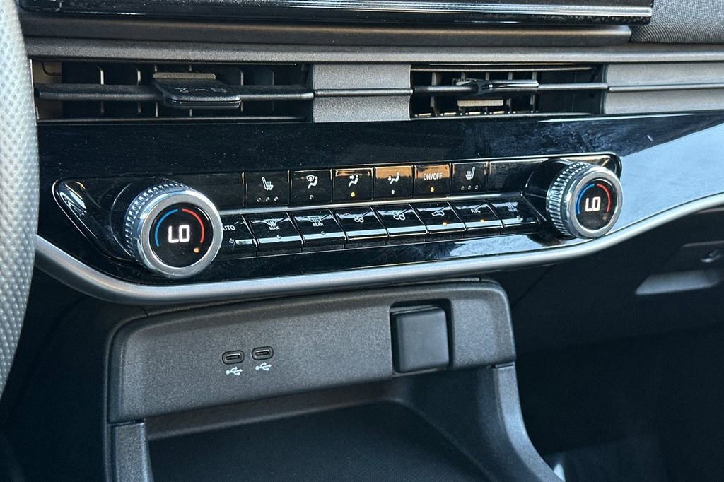 Certified 2024 Honda Prologue EX image 23