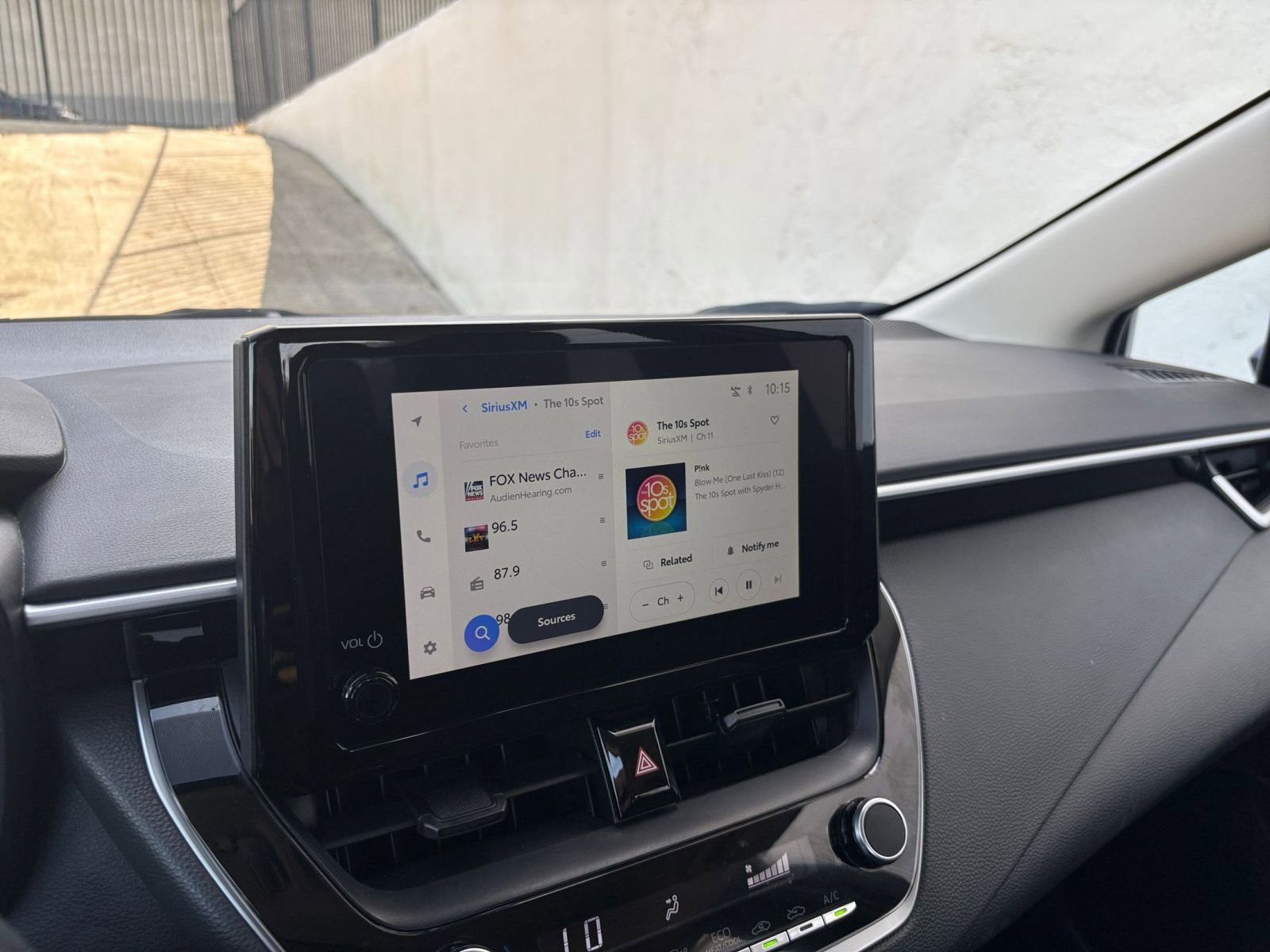 Used 2025 Toyota Corolla LE image 20