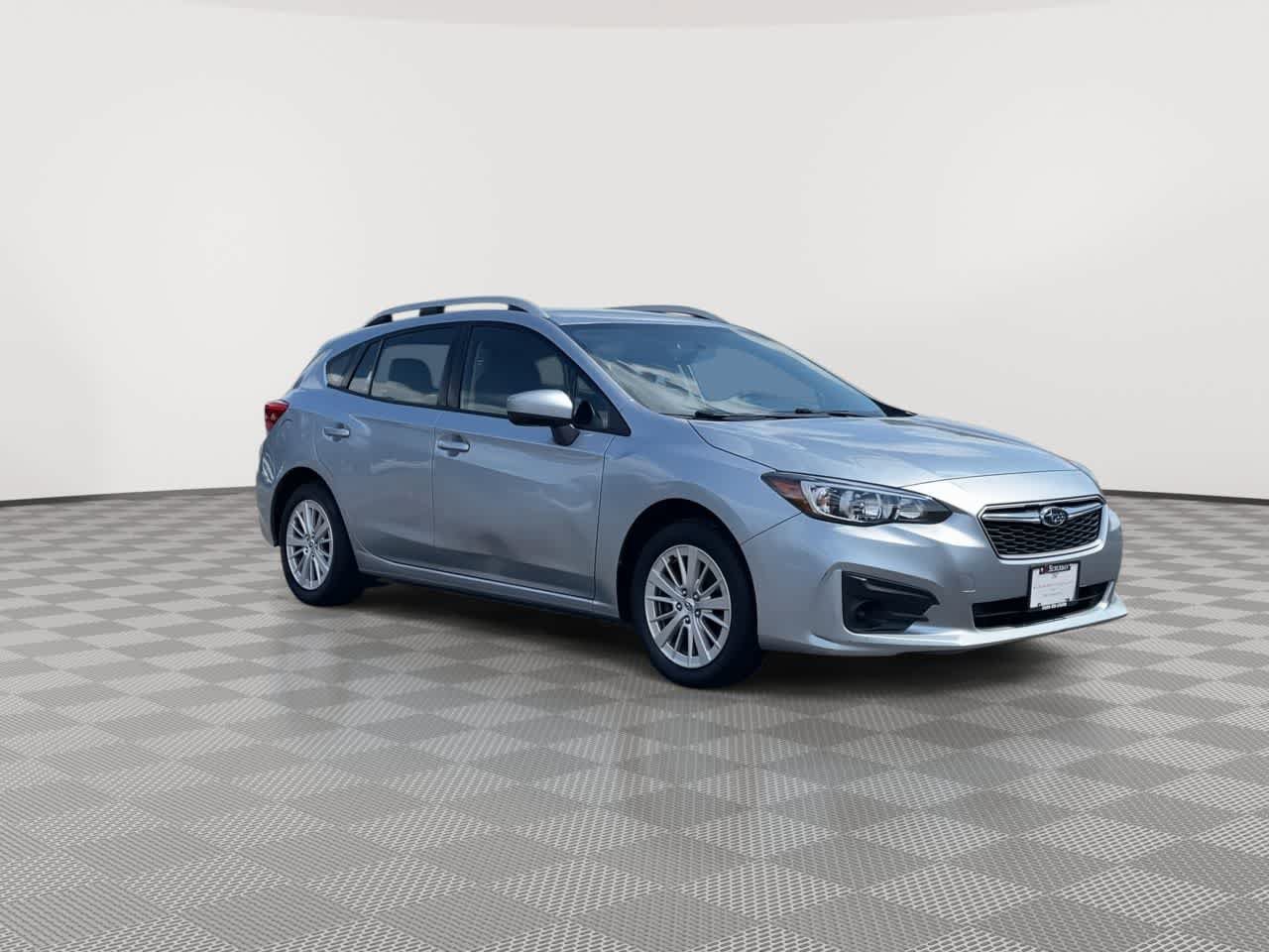 Used 2017 Subaru Impreza 2.0i Premium AWD/4WD image 2