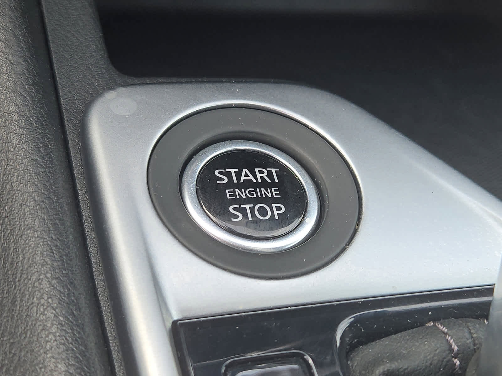Used 2023 Nissan Sentra SV FWD image 23