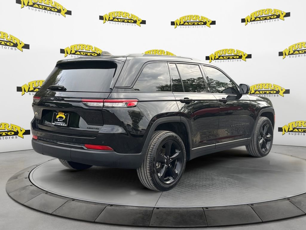 Certified 2023 Jeep Grand Cherokee Limited w/ Black Appearance Package AWD/4WD image 5
