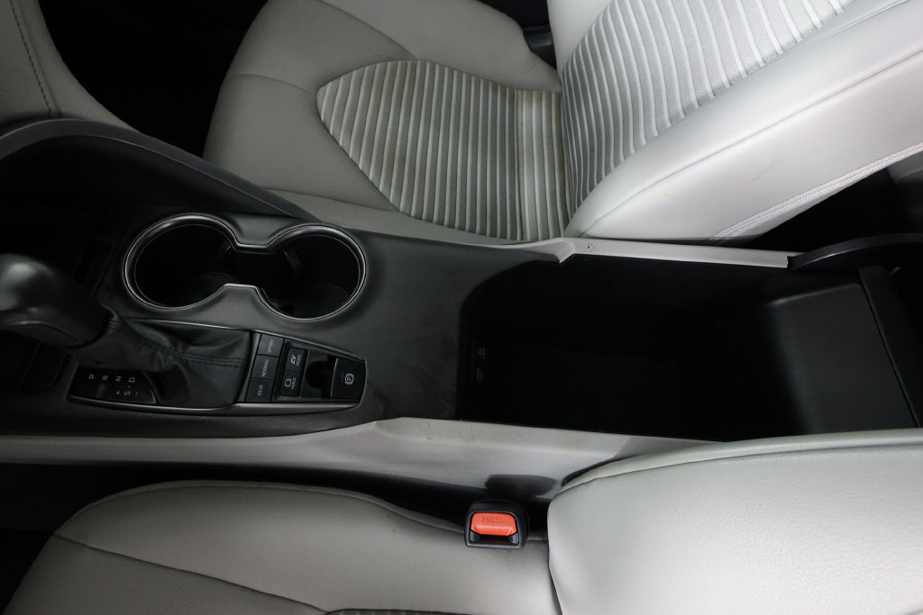 Used 2023 Toyota Camry SE FWD image 32