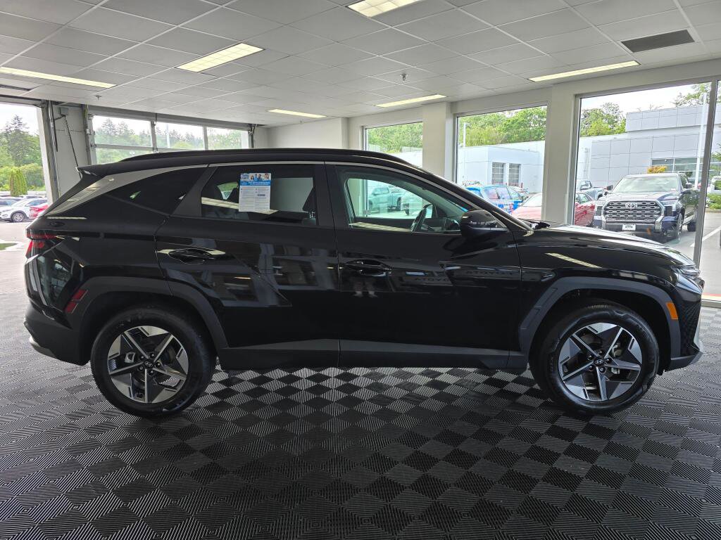 Used 2025 Hyundai Tucson SEL AWD/4WD image 2