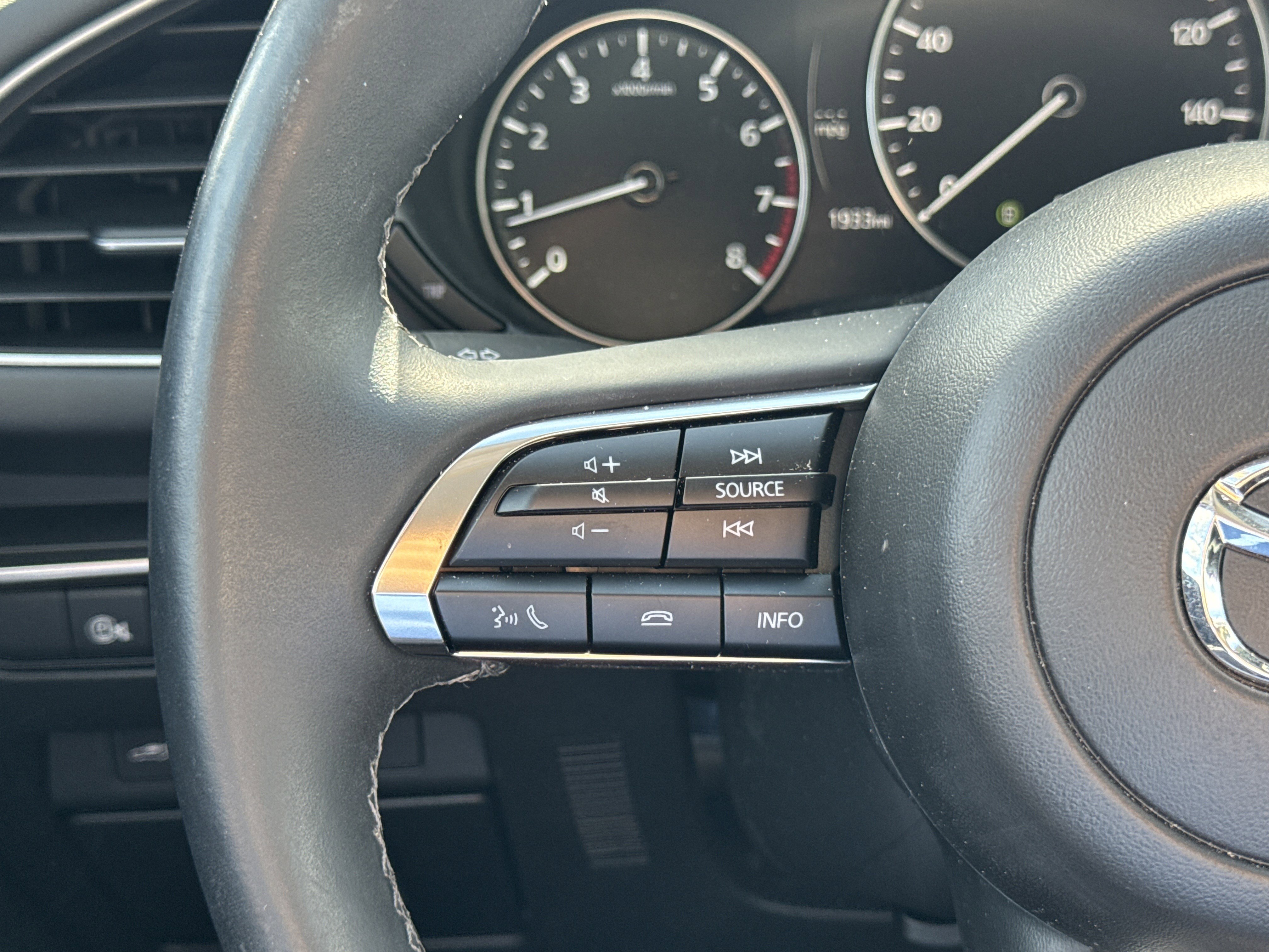 Used 2024 MAZDA MAZDA3 s image 14