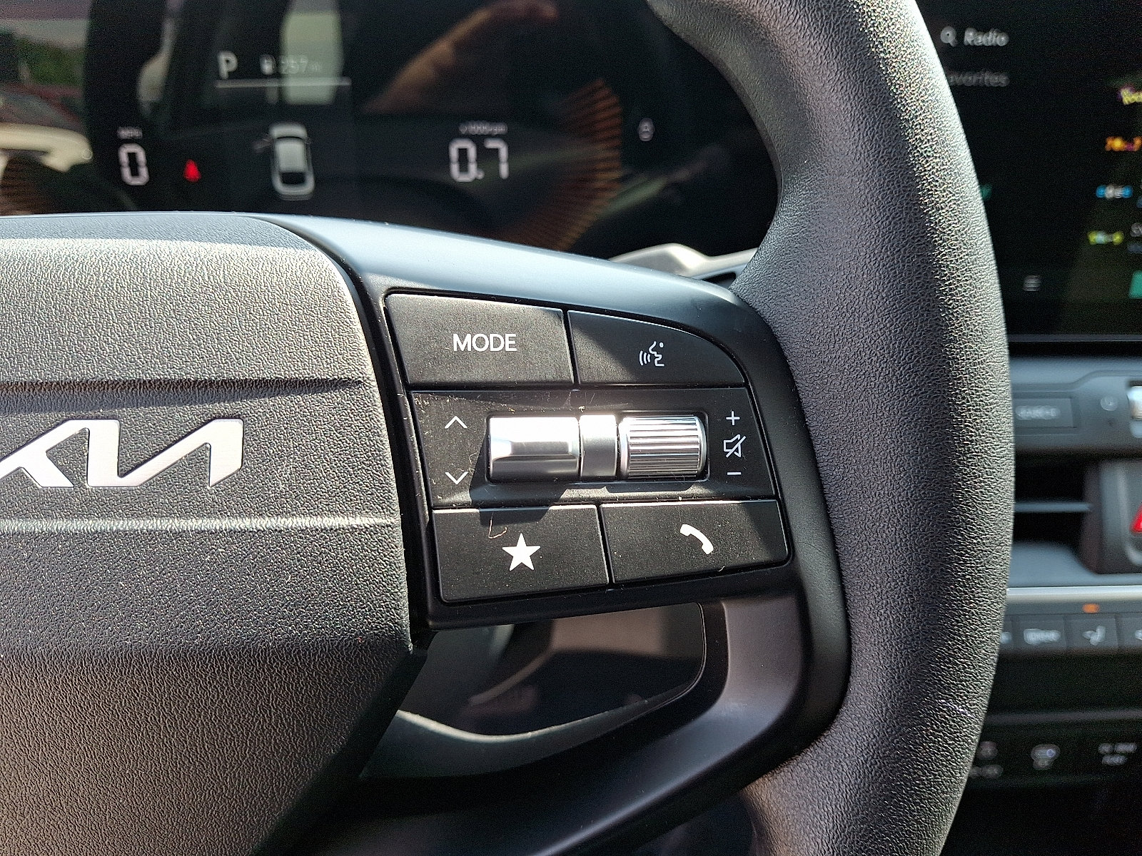 Certified 2025 Kia K4 FWD image 21