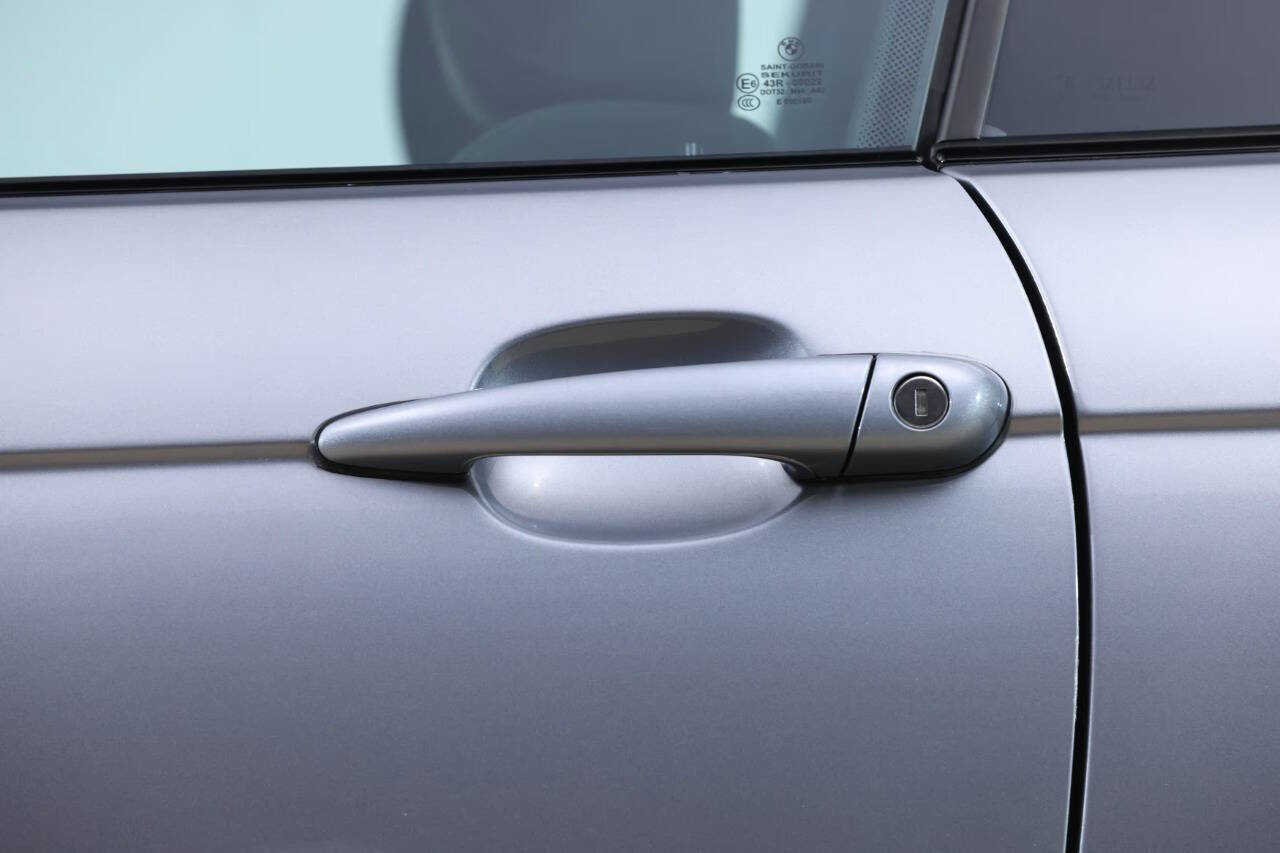 Used 2004 BMW 330Ci 330Ci 2dr Coupe image 36