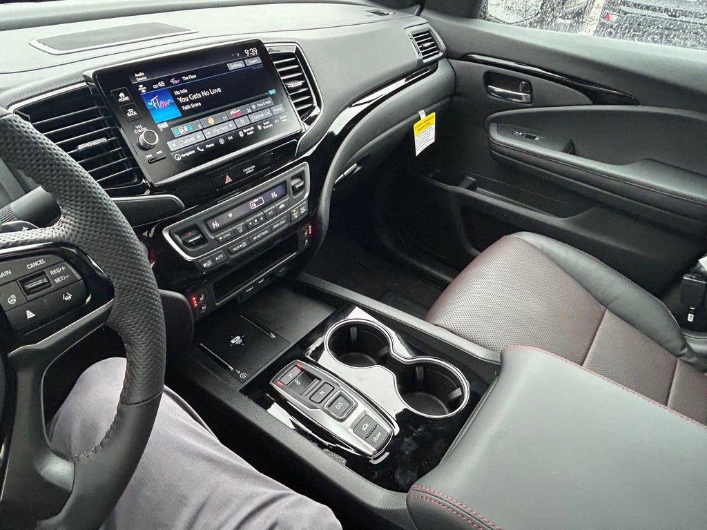 New 2026 Honda Ridgeline Black Edition image 14