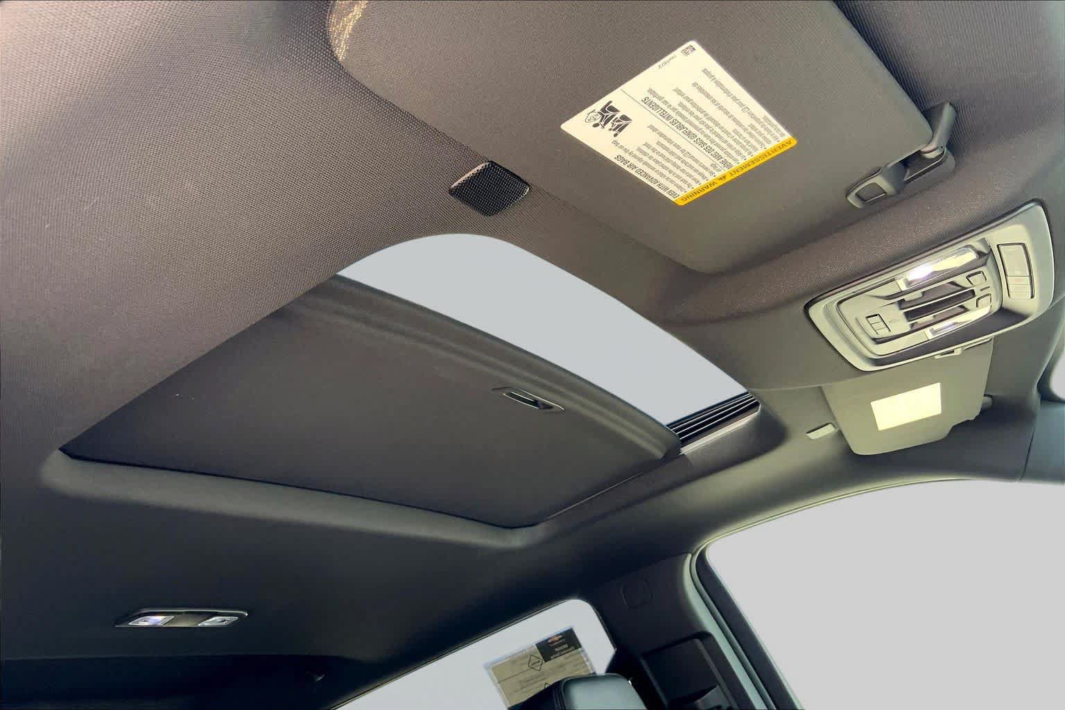 Certified 2023 Chevrolet Silverado 1500 High Country w/ High Country Premium Package AWD/4WD image 14