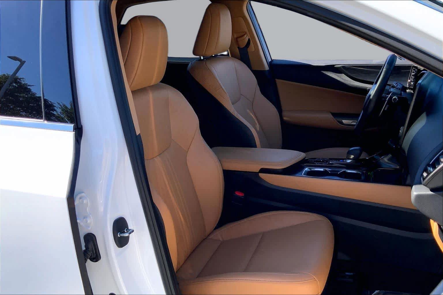 Certified 2026 Lexus NX 350 AWD w/ Accessory Package (2T) image 9