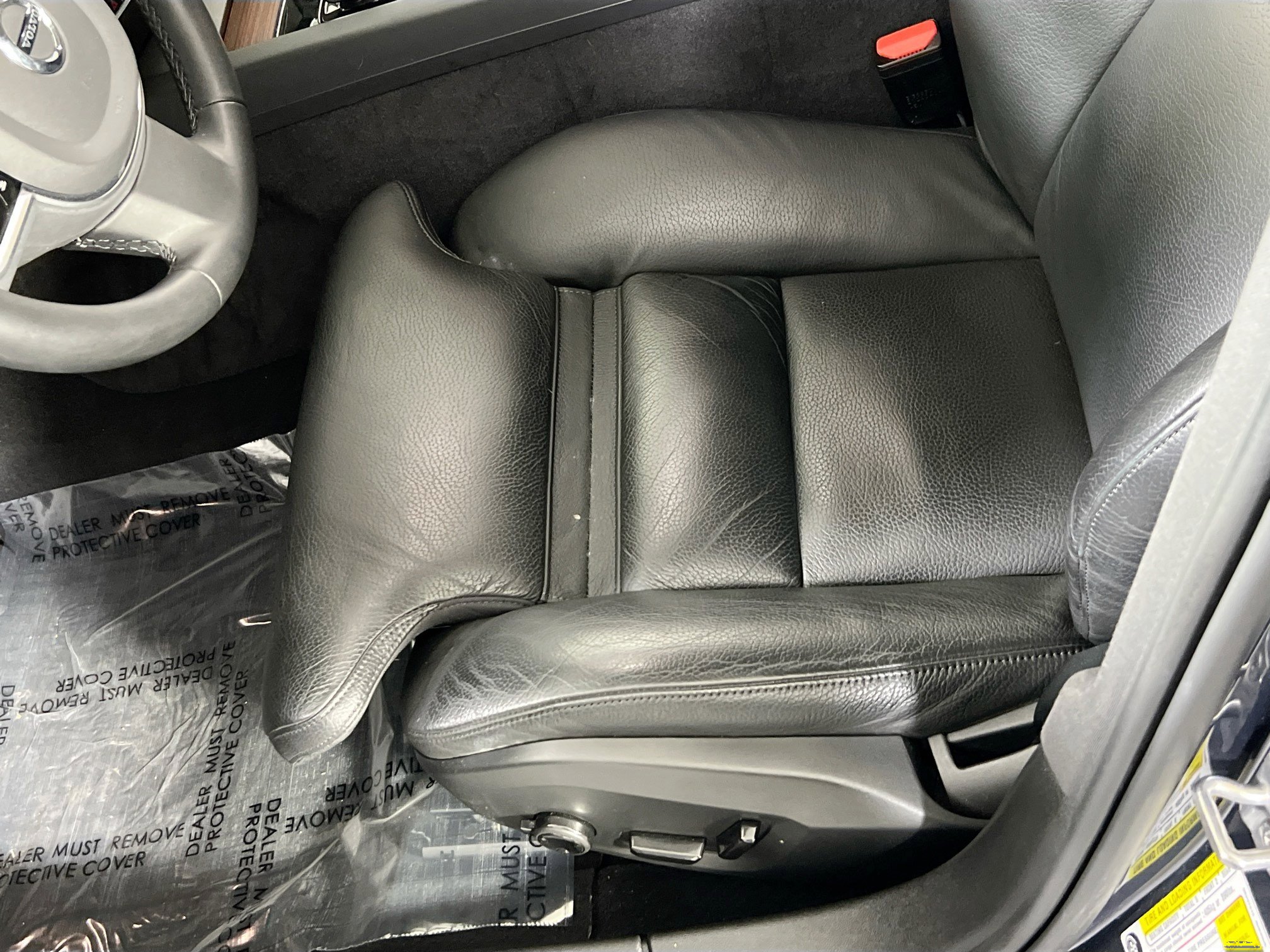 Used 2023 Volvo S60 B5 Ultimate w/ Climate Package image 20