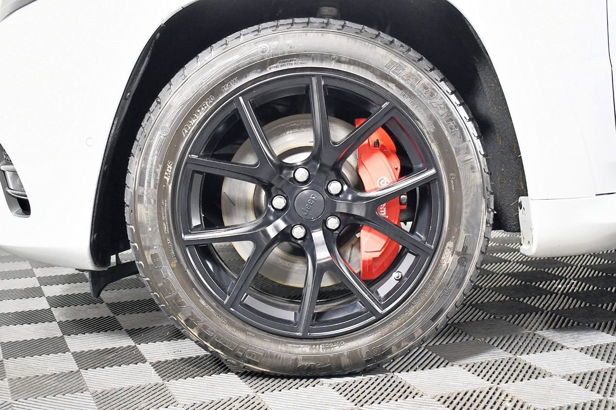 Used 2019 Jeep Grand Cherokee SRT AWD/4WD image 15
