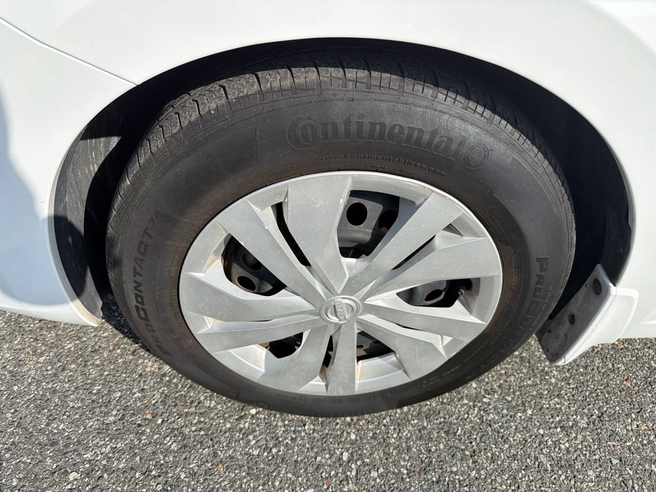 Used 2024 Nissan Versa S w/ Trunk Package FWD image 12