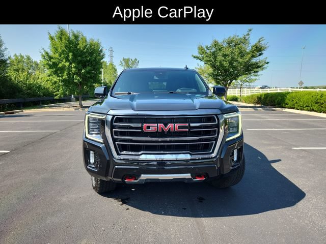 Used 2024 GMC Yukon XL AT4 w/ Technology Package AWD/4WD image 2