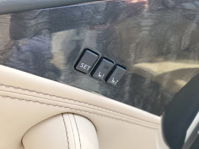Certified 2024 Nissan Armada Platinum w/ Captain's Chairs Package image 30