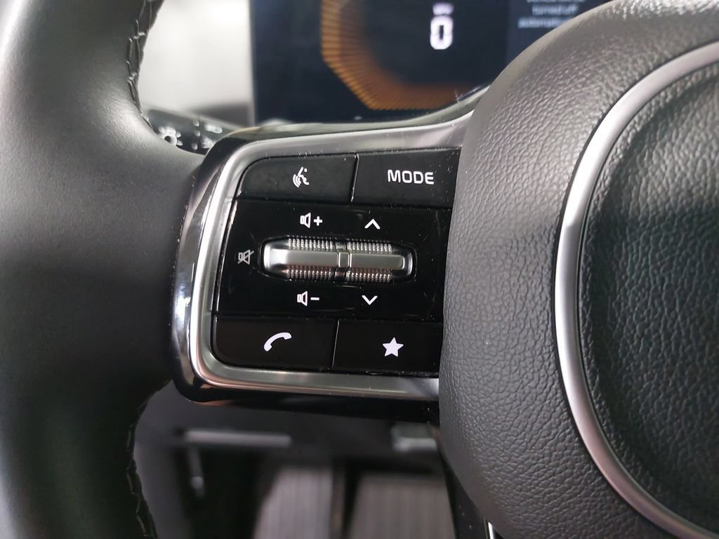 Used 2025 Kia Sorento S w/ Panoramic Sunroof Package FWD image 31