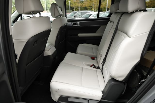 New 2026 Hyundai Santa Fe SEL image 8