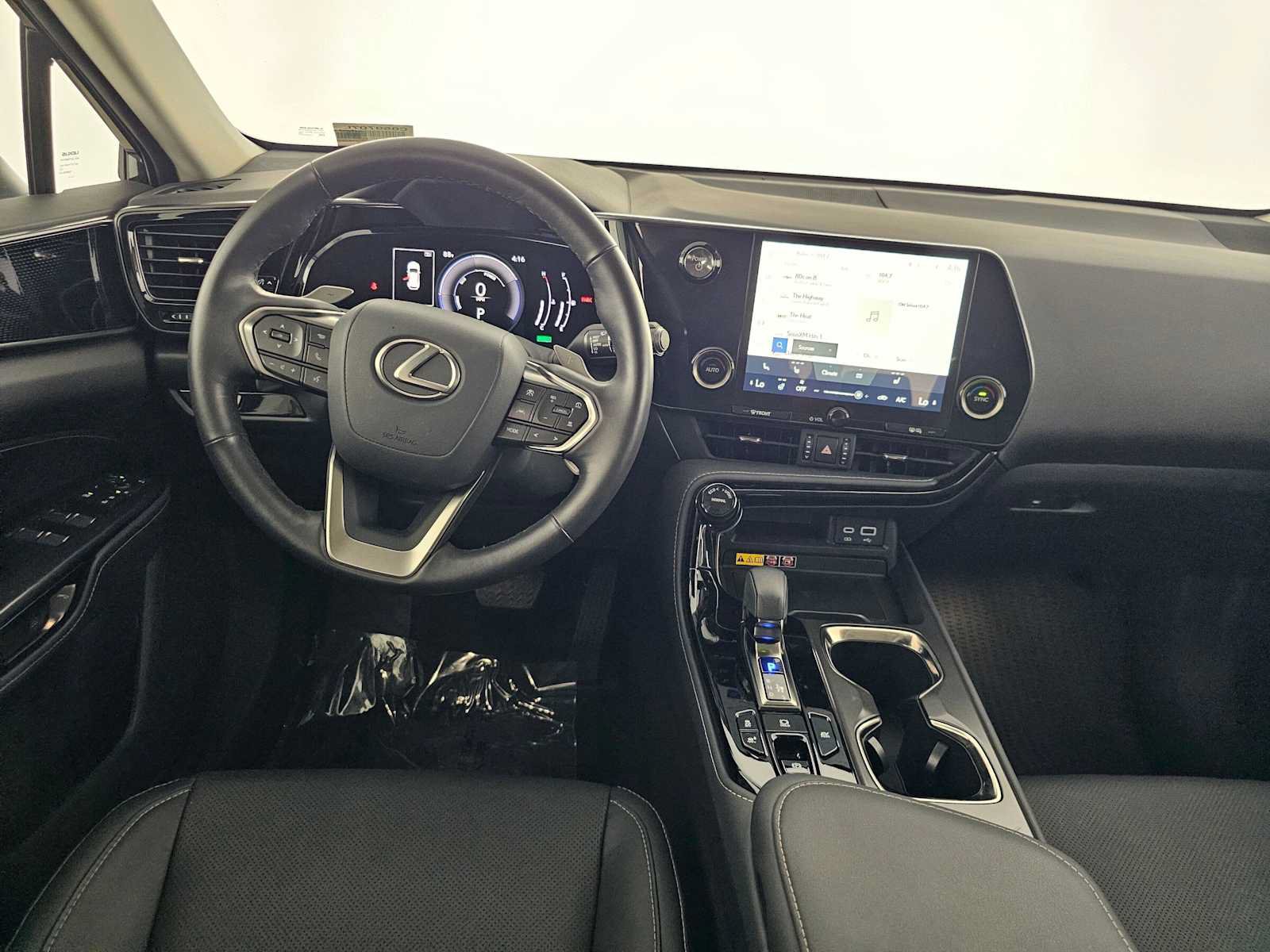Certified 2026 Lexus NX 350h AWD w/ Accessory Package (2T) image 18