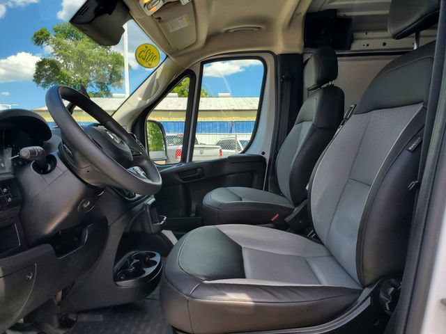 Used 2025 RAM ProMaster 2500 w/ Convenience Group FWD image 4