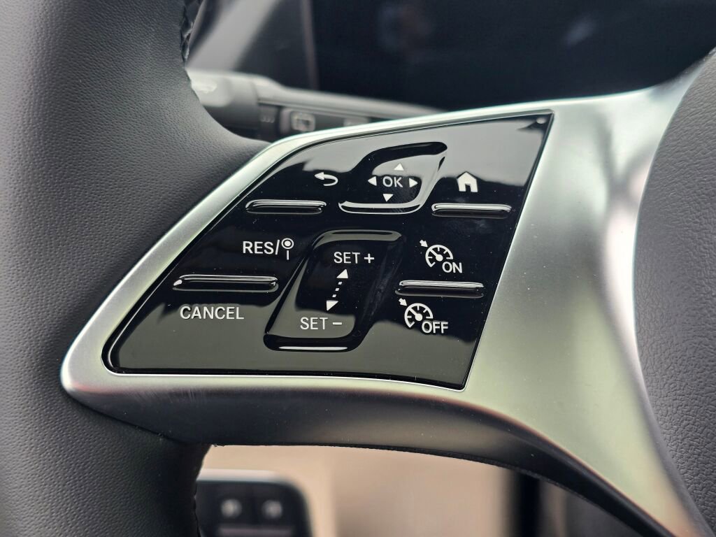 New 2026 Mercedes-Benz GLA 250 4MATIC image 36