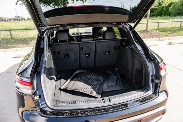 Used 2025 Porsche Macan AWD/4WD image 63
