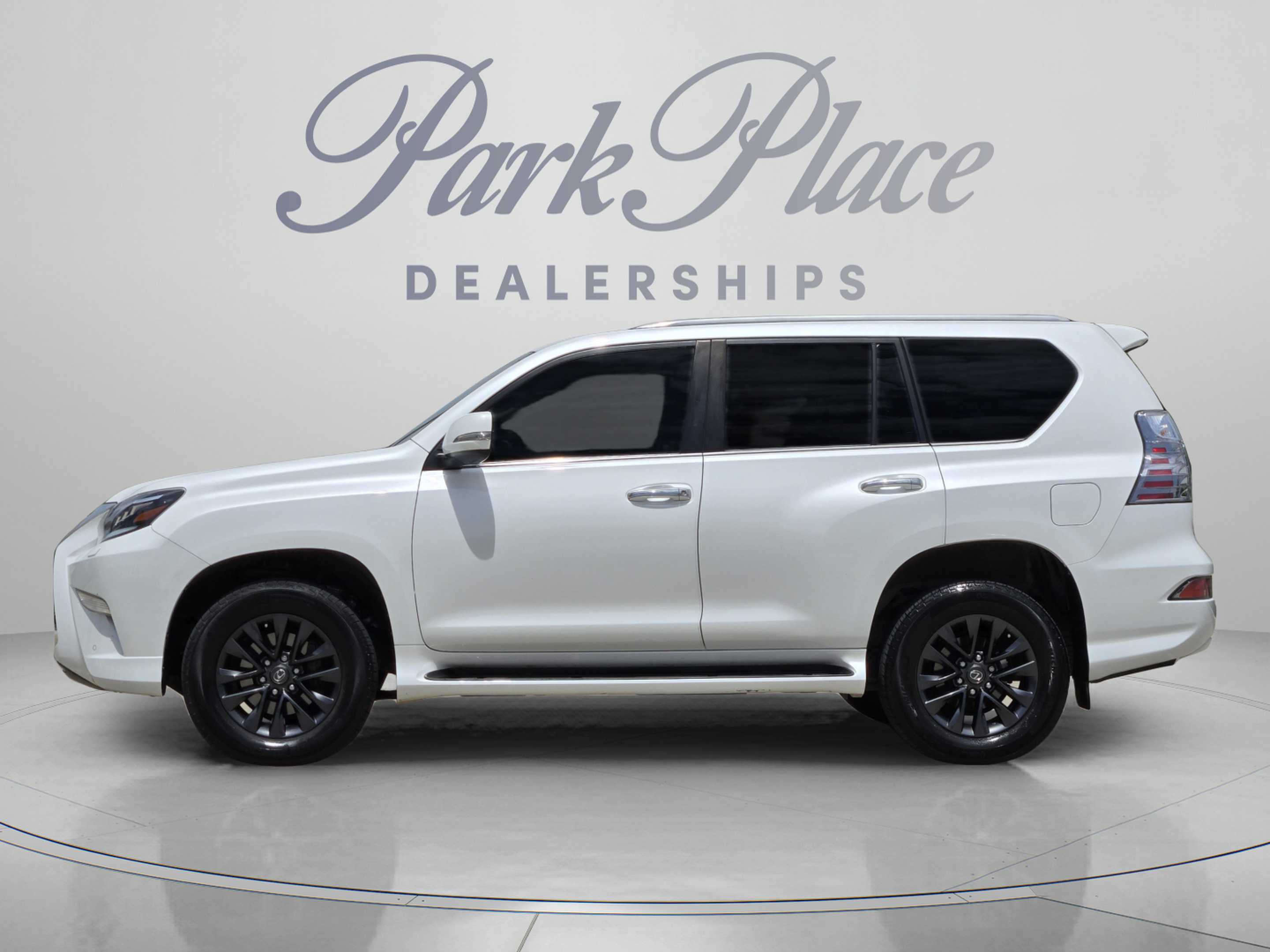 Used 2022 Lexus GX 460 Premium w/ Premium Package AWD/4WD image 2