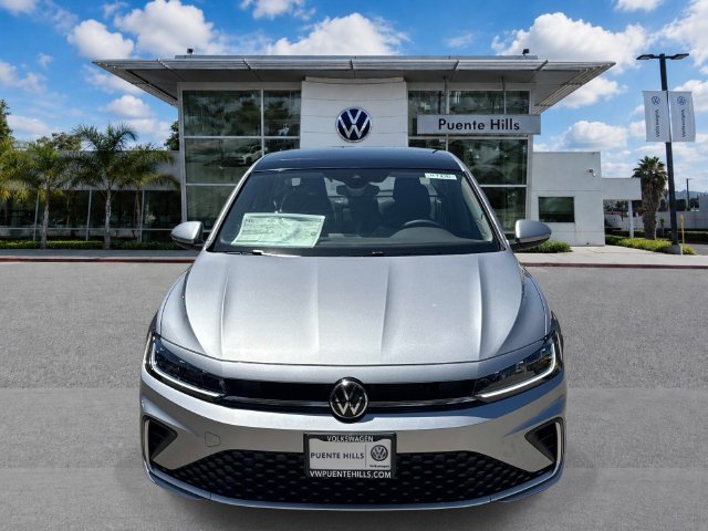 New 2026 Volkswagen Jetta SE FWD image 2