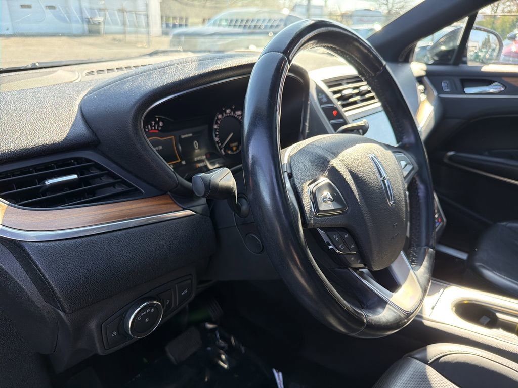 Used 2017 Lincoln MKC Reserve w/ Lincoln MKC Climate Package image 20