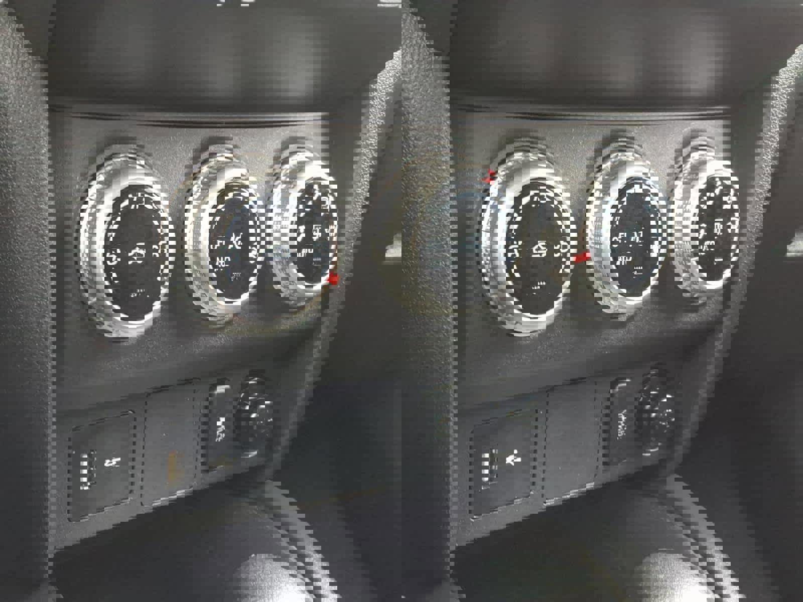 Used 2025 Mitsubishi Outlander Sport ES image 18