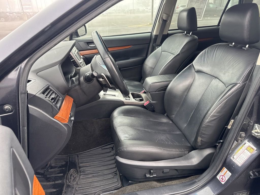Used 2013 Subaru Outback 2.5i Limited image 10