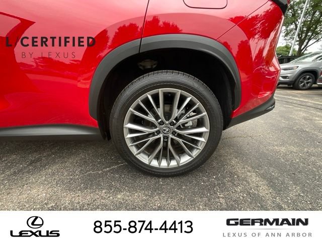 Used 2025 Lexus NX 350h AWD w/ Premium Package image 24