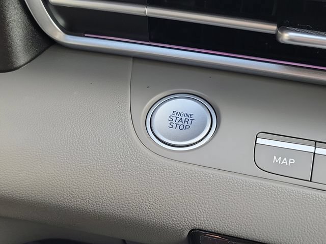 Certified 2024 Hyundai Elantra SEL FWD image 10