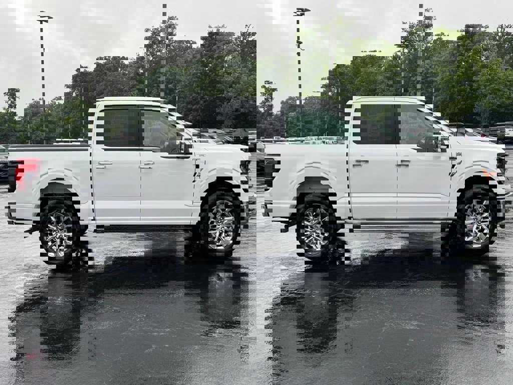 New 2025 Ford F150 XLT w/ Equipment Group 302A MID image 4