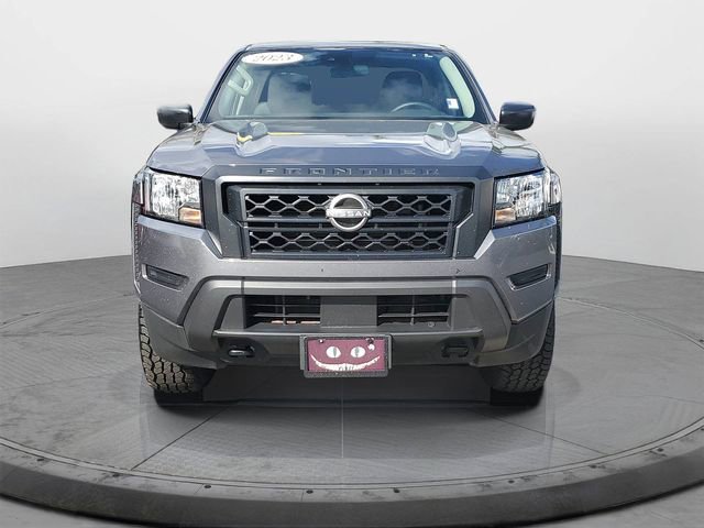 Used 2022 Nissan Frontier S image 2