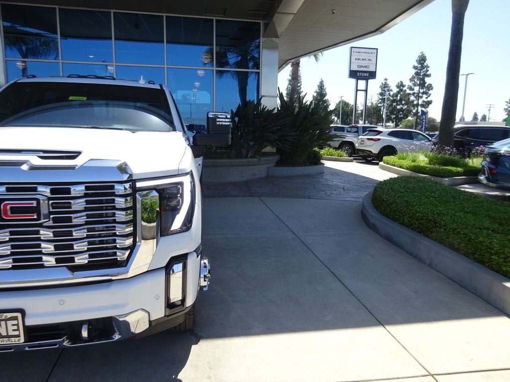 New 2026 GMC Sierra 3500 Denali w/ Technology Package AWD/4WD image 33