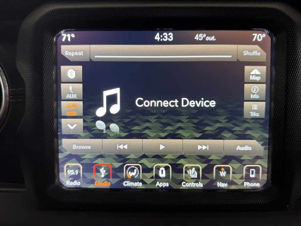 Used 2018 Jeep Wrangler Unlimited Sahara image 27