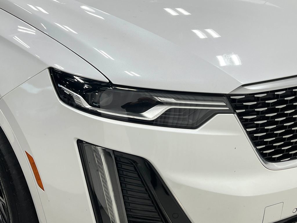 Used 2021 Cadillac XT6 Premium Luxury image 36