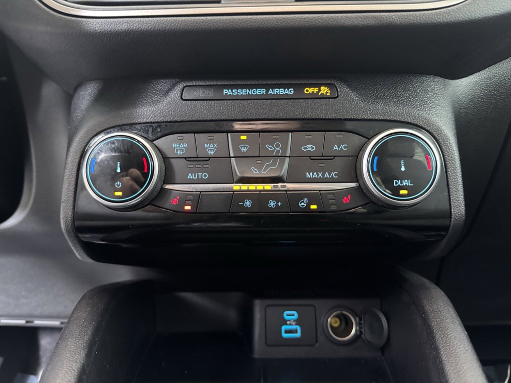 Certified 2022 Ford Escape SE w/ Cold Weather Package image 24