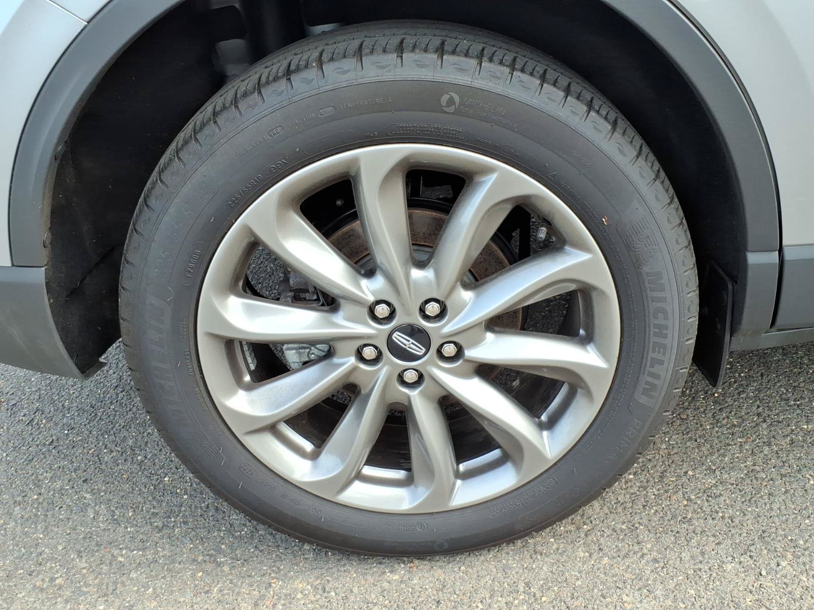 Used 2022 Lincoln Corsair AWD w/ Premium Package image 7
