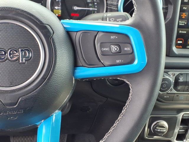 Used 2023 Jeep Wrangler Unlimited Sahara w/ Cold Weather Group image 19