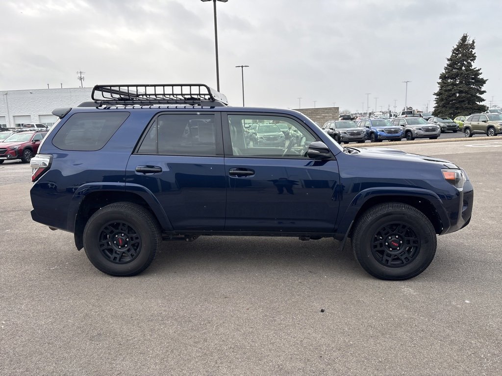 Used 2021 Toyota 4Runner Venture image 2