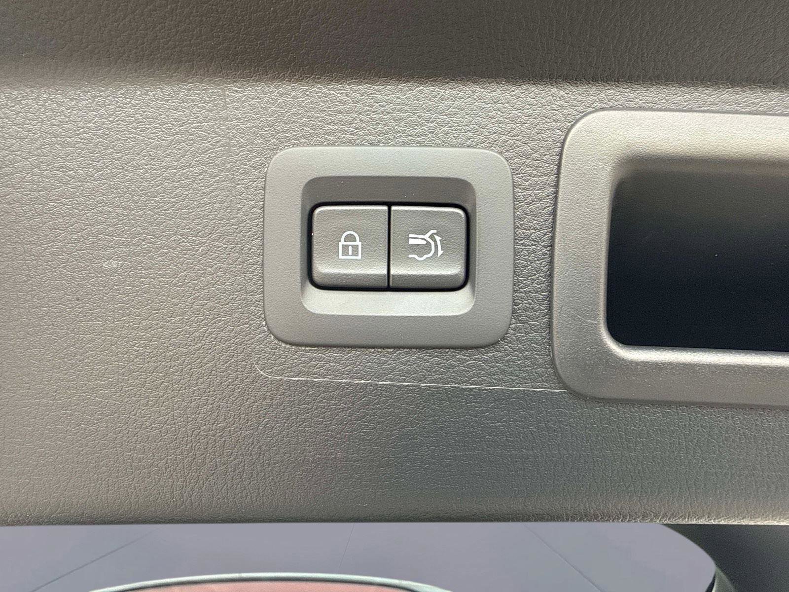 Certified 2025 MAZDA CX-50 2.5 Hybrid w/ Weather Package image 14