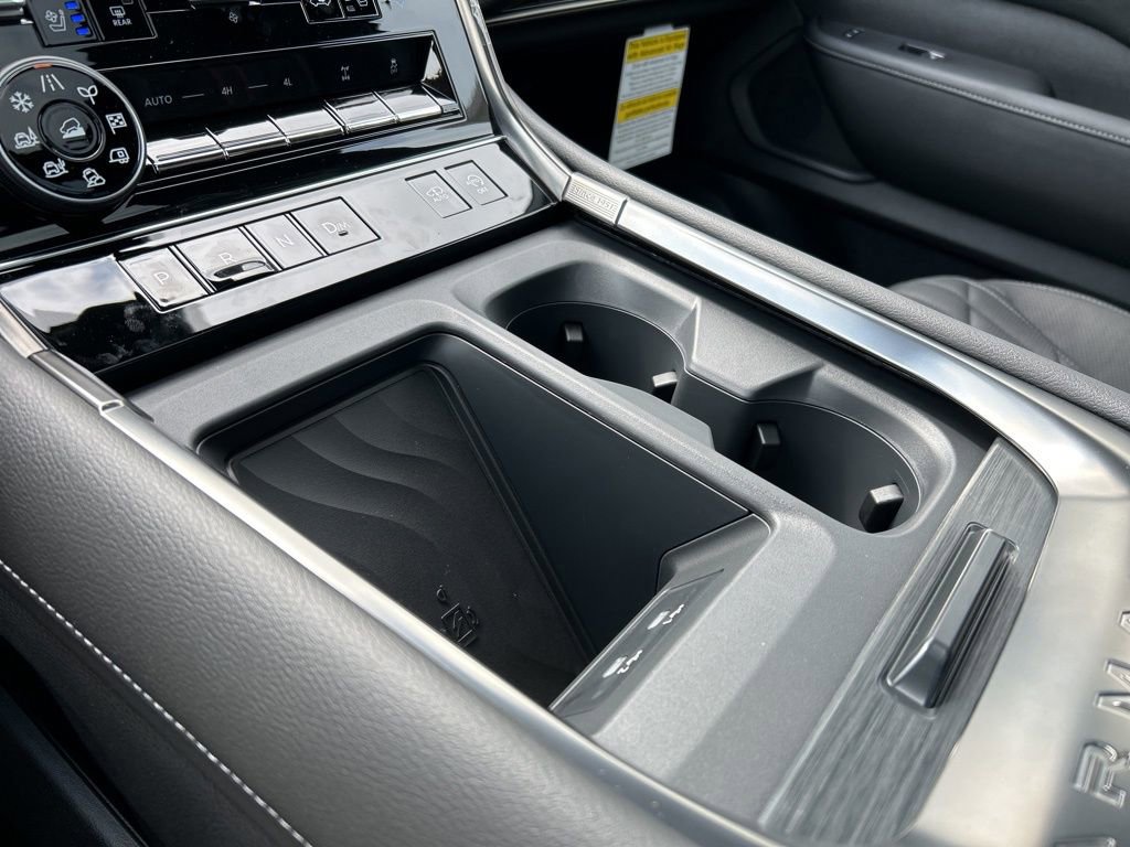 New 2025 Nissan Armada PRO-4X w/ Pro-4X Premium Package image 34