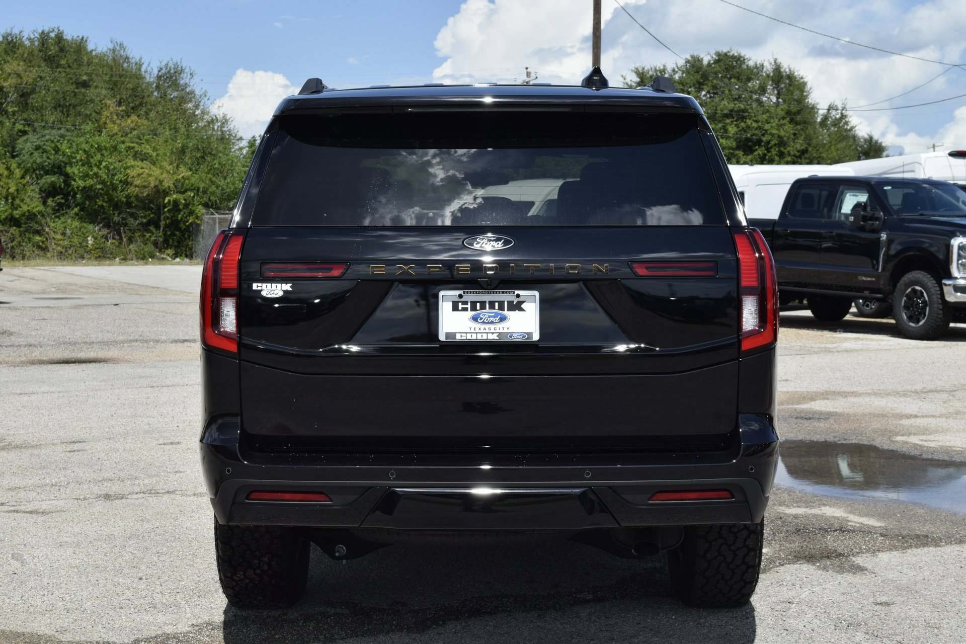 New 2025 Ford Expedition Tremor image 5