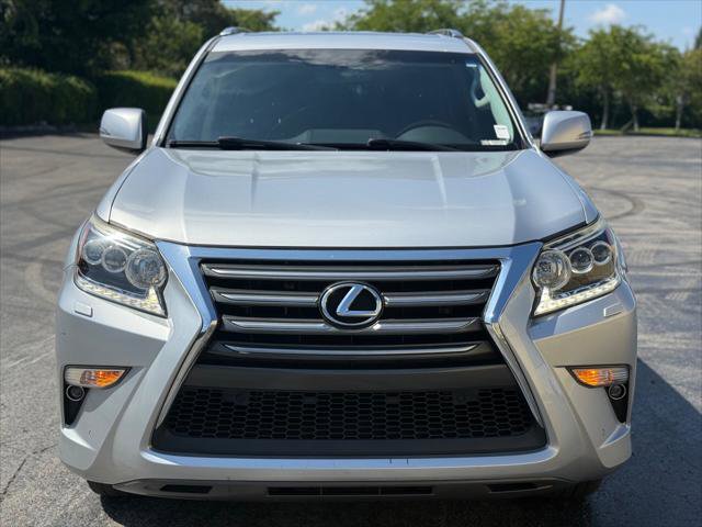 Used 2018 Lexus GX 460 Premium w/ Premium Package AWD/4WD image 11