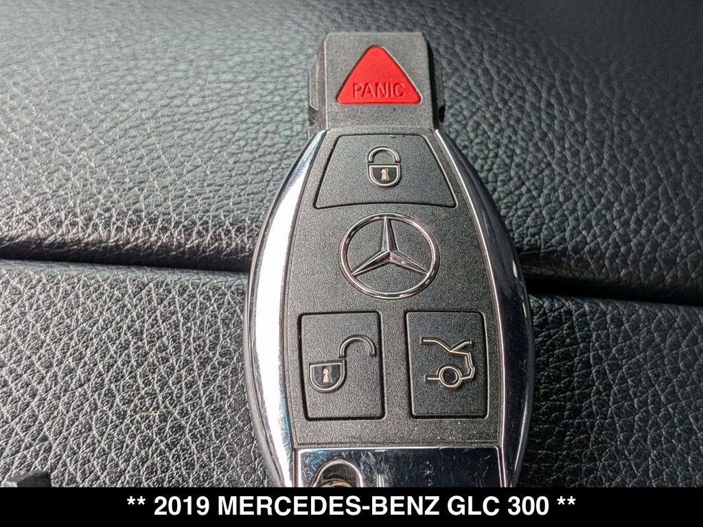 Used 2019 Mercedes-Benz GLC 300 4MATIC Coupe image 28