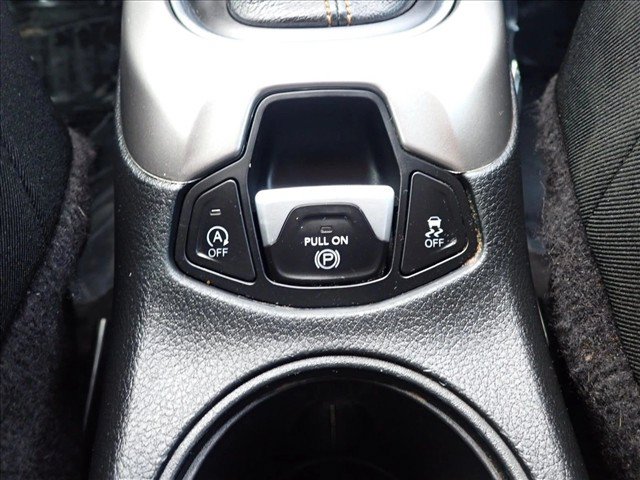 Used 2018 Jeep Compass Latitude w/ Popular Equipment Group AWD/4WD image 21